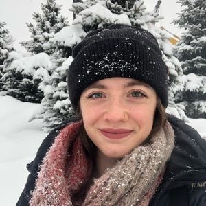 Meet your Posher, Hailey